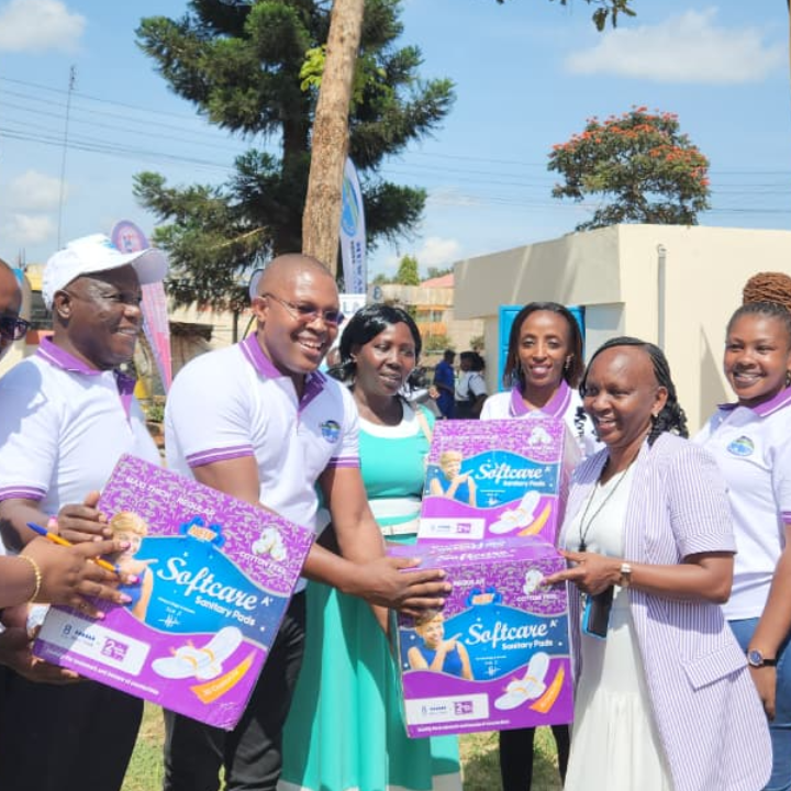 Distribution of dignity kits to school girls